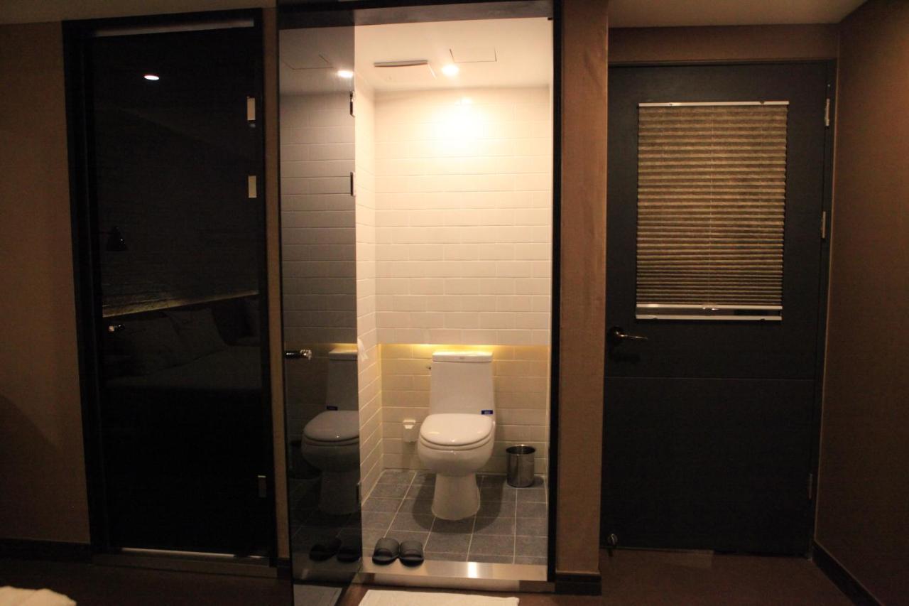 Comma Hotel Μπουσάν Εξωτερικό φωτογραφία